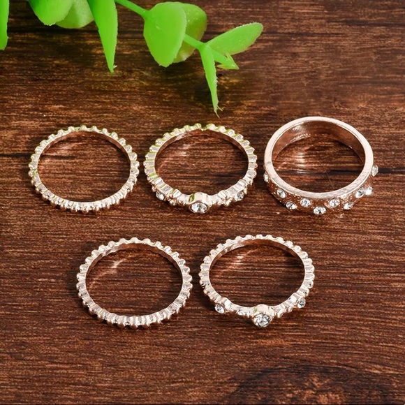 NWT • gold crystal ring set - Picture 5 of 6